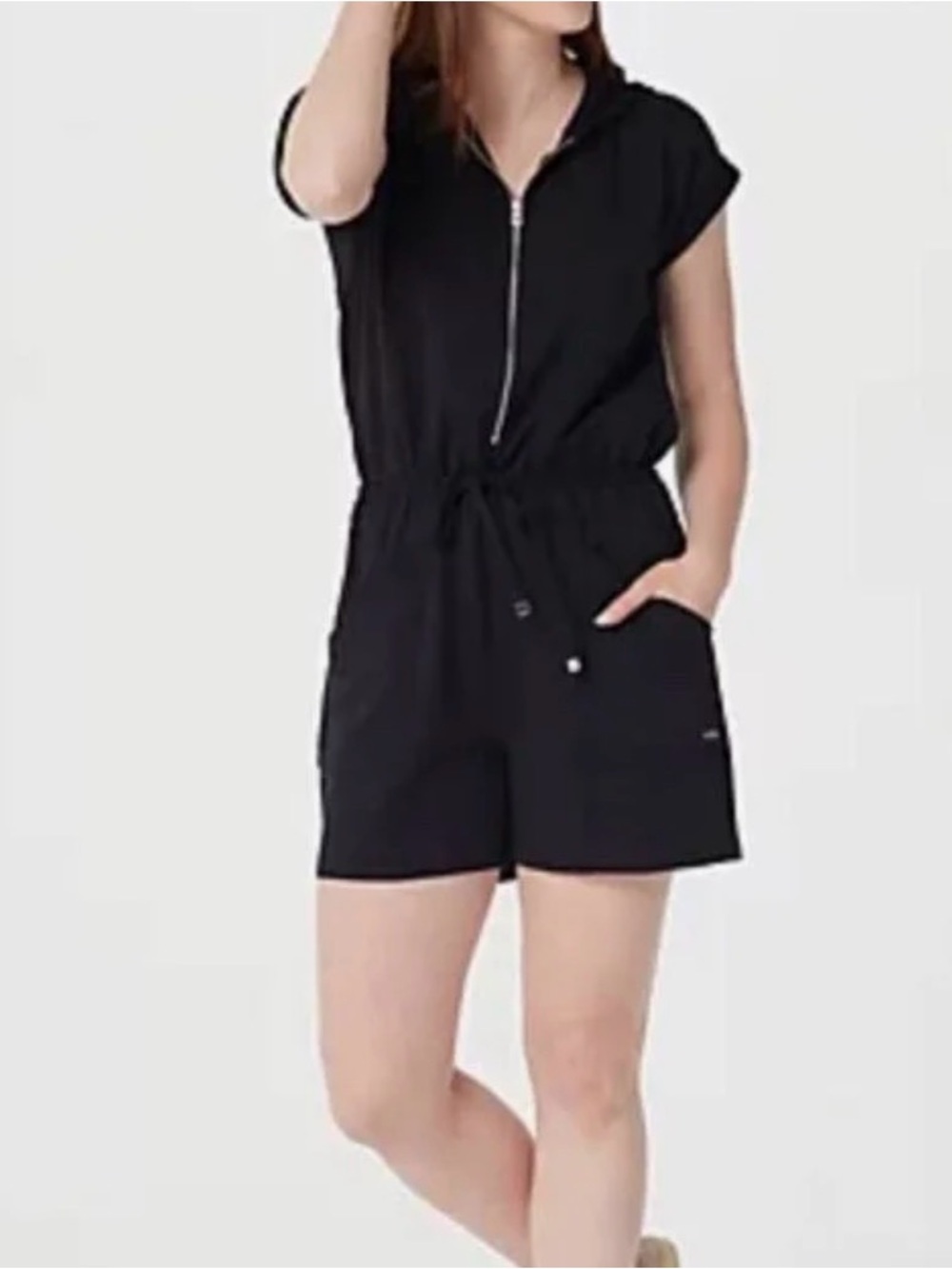 Zuda size Large Adorable Comfy Black Hooded Short-Sleeve Romper With Pockets